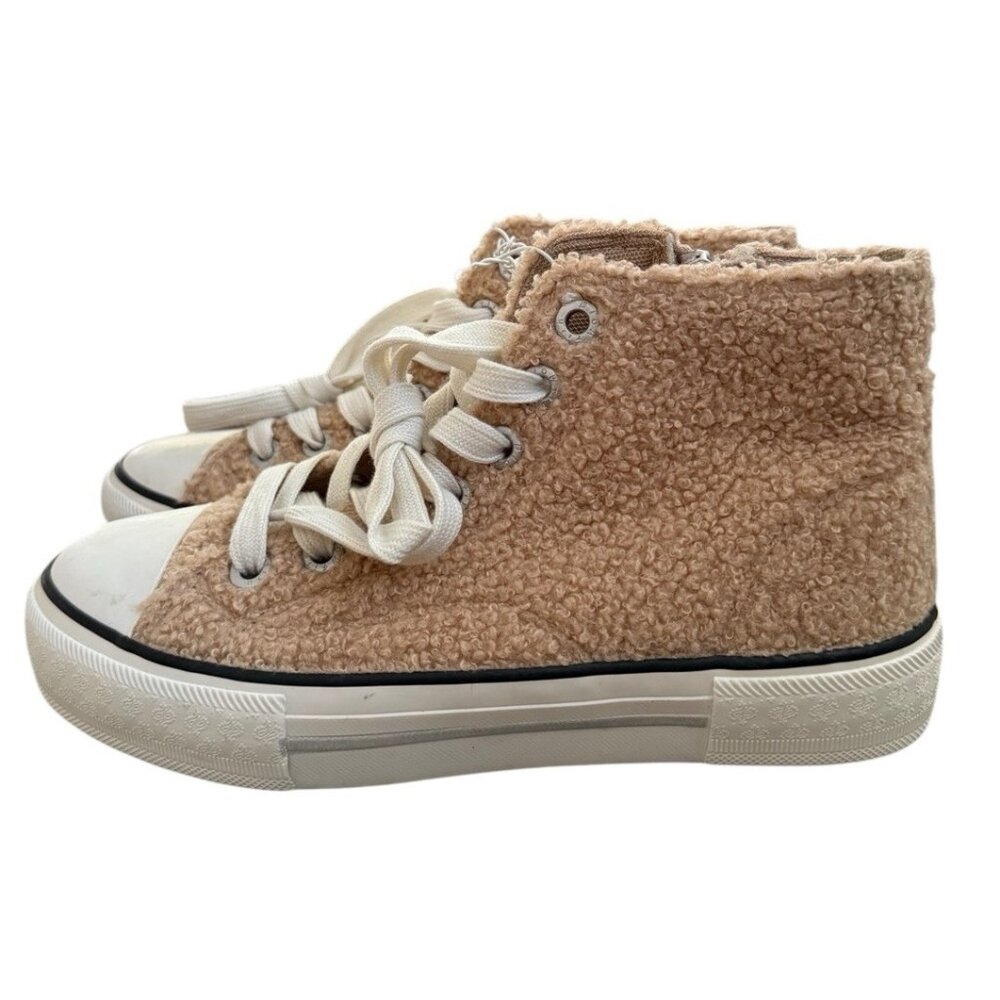 Blowfish Malibu Women’s Size 6 Kimber High Top Sneakers Fuzzy Shoes Side Zip *PB
